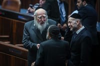 אייכלר טסלר ומקלב (חיים גולדברג)