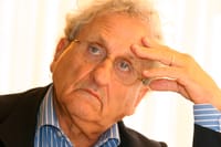 ברוך דיין האמת: א.ב יהושע הלך לעולמו