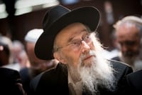 הרב טאו: "עלייה להר הבית מחלישה את הריבונות"