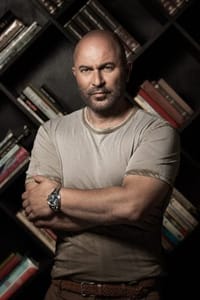 כתרומה לנפגעי המלחמה: ליאור רז מכר הופעות אורח בפאודה