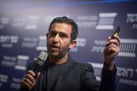עקיבא נוביק על הדחת חברו הסרוג: "מרתיח ומכוער"