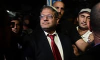בן גביר נגד גנץ: "מפקיר חיילים ומגבה אנרכיסטים"