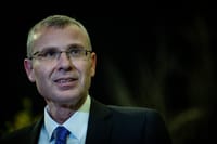 יריב לוין נפגש לראשונה עם נשיאת בית המשפט העליון