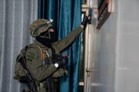 צפו: צה"ל מיפה את בית המחבל שרצח את הלל ויגל