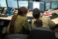 דיווח: 8200 הפסיקה לצותת למכשירי הקשר של חמאס