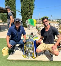 מרגש: קפטן בית"ר הביא את הגביע לקבר הקצין שנפל