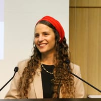אשת התקשורת הסרוגה מצטרפת לערוץ 13
