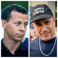 עמית סגל ראש בראש מול ינון מגל: "מישהו פה נלחץ"