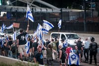 ליל גלנט 2? עשרות חוסמים את נתיבי איילון