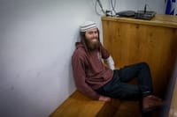 ירד בבית המשפט