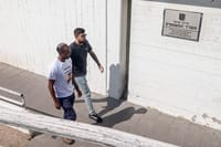 משפחת אדנה בביקורת: "האמת לא נר לרגליה"
