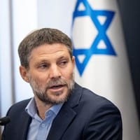 סמוטריץ': לפיד ברח מהדיון ובחר להגיב בציניות