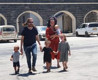 אביה דנינו בפוסט כואב: 'איך עדיין רואים בנו אויבים?'