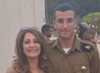 האם השכולה: לא אשב שבעה עד שגופת בני תוחזר