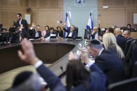 היועמ"שית התחננה לדבר, היו"ר הטיח בה: "אתם פשוט בושה". צפו