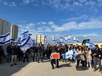 המשטרה חסמה את המפגינים בדרך לכרם שלום