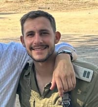 סרן דניאל פרץ נפל בקרב וגופתו מוחזקת בשבי