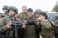 מחבל ירה על מיניבוס; לוחם נפצע קשה בחילופי אש