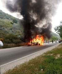 דיווח: ישראל תקפה רכב בעומק לבנון; יש נפגעים