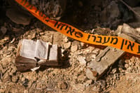 במהלך הלילה: פגיעה ישירה בבית באשקלון, 3 נפצעו