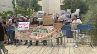 הפגנה באונ' העברית: "ברוח ודם נפדה את אל אקצא"