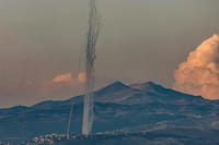 מטחים בצפון: דיווח על פגיעה ישירה באזור מעלות