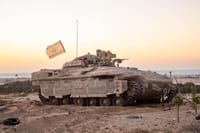הטנק עלה על מטען: לוחם במילואים נפצע קשה בקרב בעזה