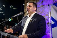 השר אופיר סופר