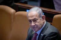 סנגורו של נתניהו: "לא מבקשים הנחת סלב, אבל שלא תהיה החמרת סלב"