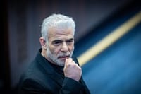 לפיד על סגירת השגרירות: "הדרך להתמודד עם ביקורת היא לא לברוח"
