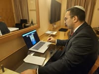 וסרלאוף לראשי הרשויות בצפון: אעשה הכל כדי למנוע את ההסכם