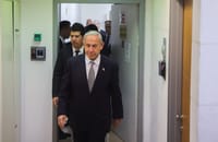 בקשות השרים לדחיית משפט נתניהו יובילו אותו לנבצרות / פרשנות