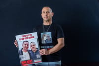 אחיהם של החטופים בעזה: "נתניהו אמר לנו שפרטי השלבים הבאים בעסקה טרם סוכמו"