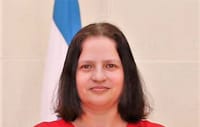 השגרירה חושפת: "פועלים מול רוסיה לשחרר 3 חטופים"