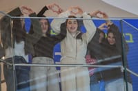 תמונת היום: חמש התצפיתניות שולחות לב לעם ישראל