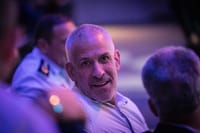 יום אחרי ההחלטה: בג"ץ הקפיא את פיטורי רונן בר