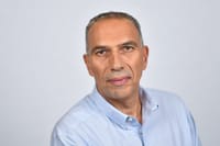 אלי שרביט |