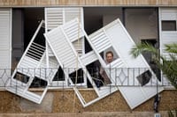 תמונת היום: אזור נפילת הטיל האיראני ברחובות