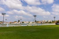 הממשלה אישרה: מגרשי הספורט בישראל יפיקו חשמל