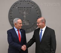 ראש המוסד גופמן עם ראש הממשלה נתניהו