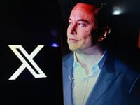 מאסק לצד X
