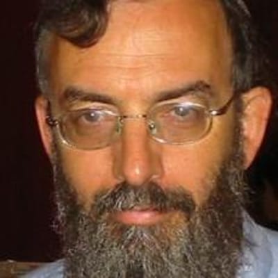 הרב דוד סתיו תוקף את הרב שפירא: "ספרו מחלל השם"