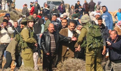 שני פצועים בהתפרעות של ערבים ליד המאחז אש-קודש