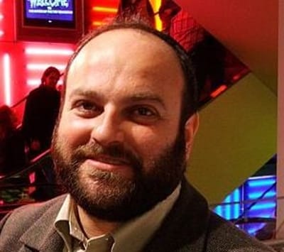 התקשורת היא מעוז אשכנזי, שמאלני, תל אביבי וגברי