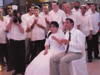 אין מי שירקוד בחתונה? הזמינו את צוות 'משמחים'
