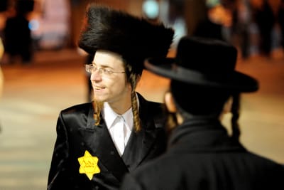 זו לא הפעם הראשונה שהחרדים מבזים את השואה