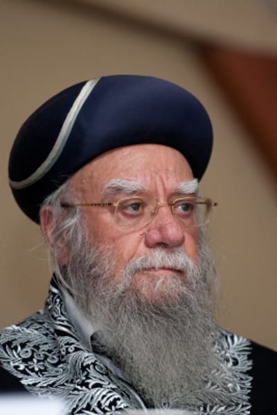 הרב בקשי-דורון פסק: מותר לקבל תרומת איבר מנשא איידס