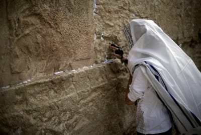 איך אפשר לשמוח בראש השנה? זה יום הדין