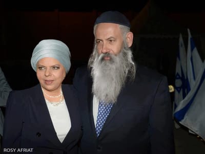 מצעד דוסים מצייצים: המפורסמים חוזרים בתשובה