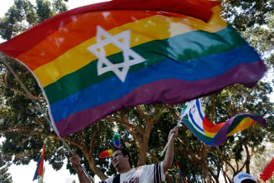 איך הקהילה הגאה אחראית לנישואיו של חברי הטוב